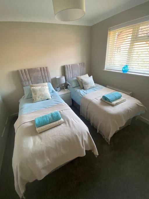 Beautiful 3 Bed Home In The Heart Of New Forest Hordle المظهر الخارجي الصورة
