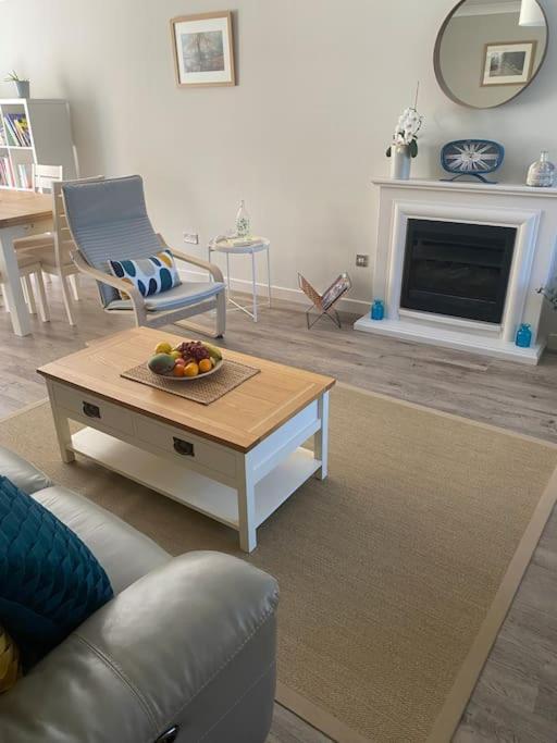Beautiful 3 Bed Home In The Heart Of New Forest Hordle المظهر الخارجي الصورة